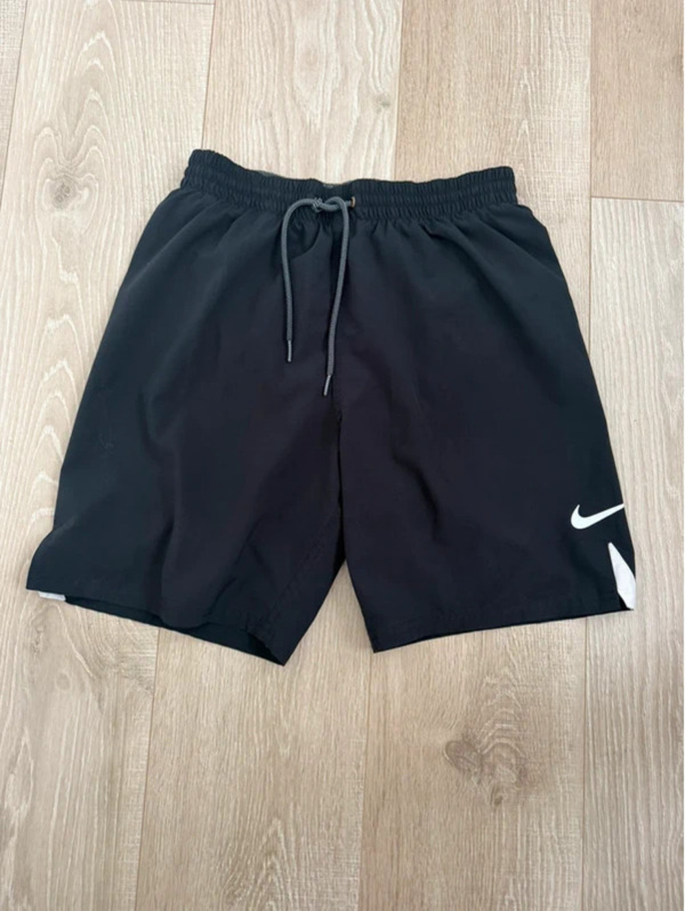 Nike Swim Essential Vital or Solid Icon volley shorts